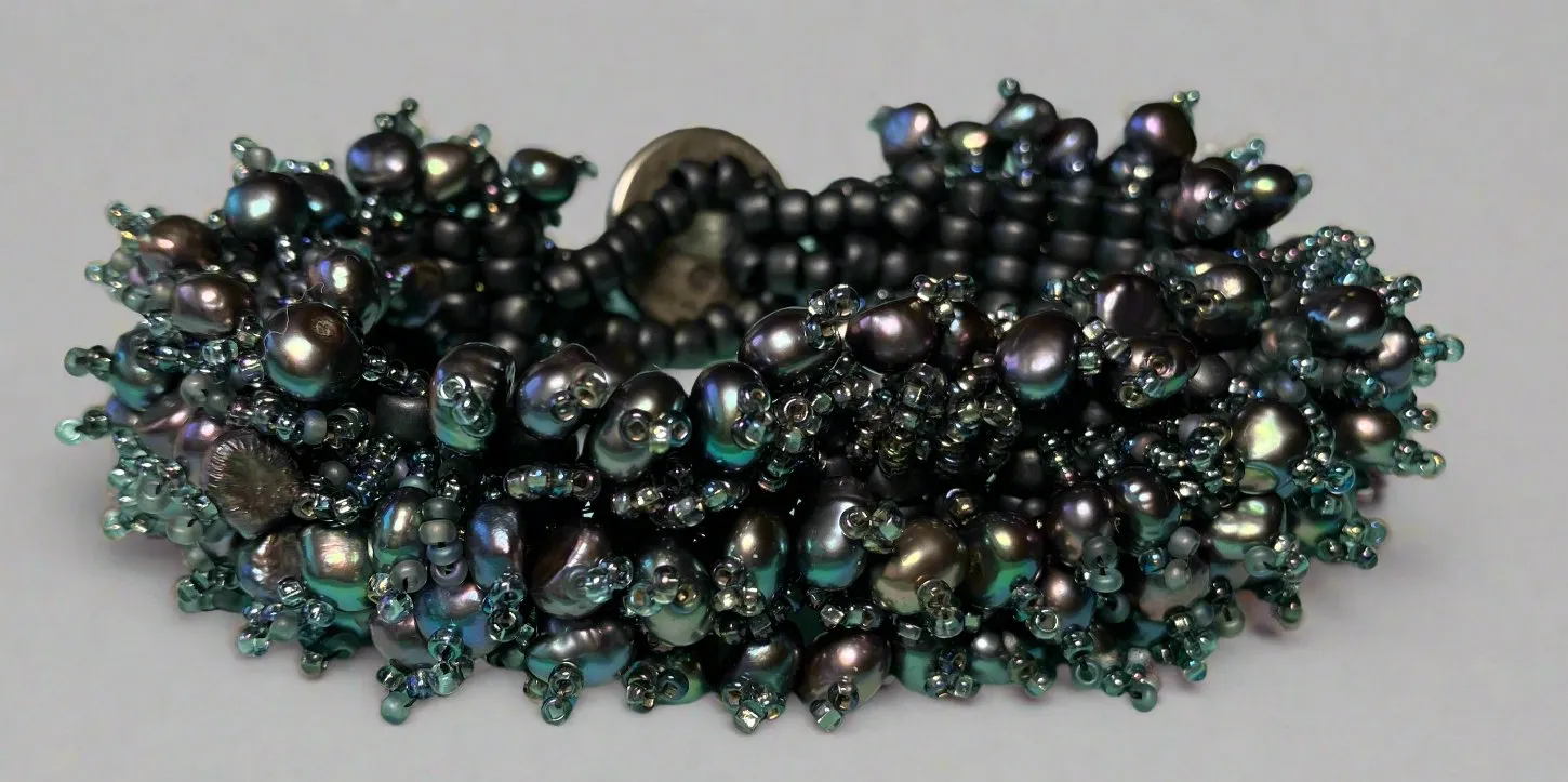 Black Pearl Bracelet