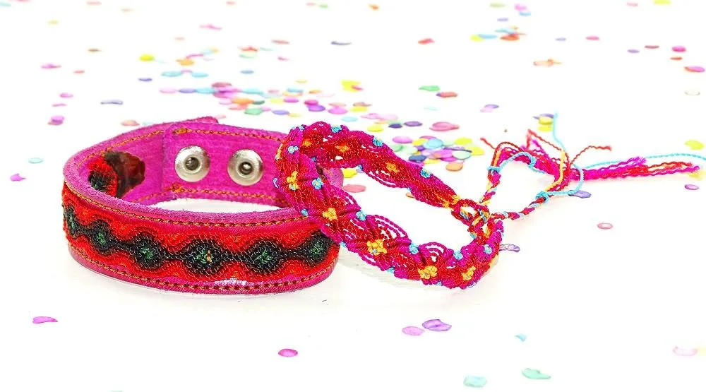 Mexican Friendship Bracelet Set in Pink & Red