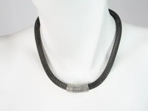 Thick Mesh Strand Necklace with Textured Magnetic Clasp